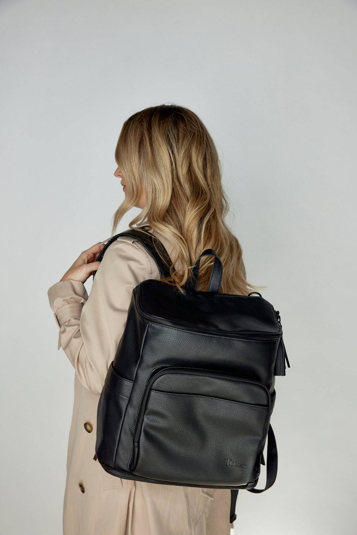 The Nappy Backpack in Black / Black